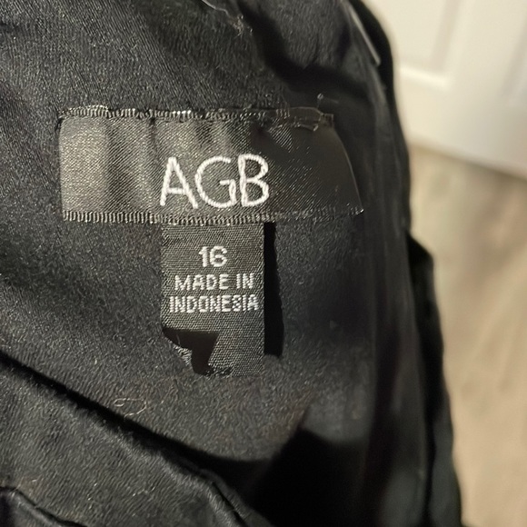 AGB Dress - Picture 2 of 3